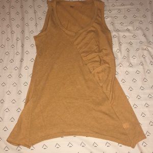 Gap Asymmetrical Tank